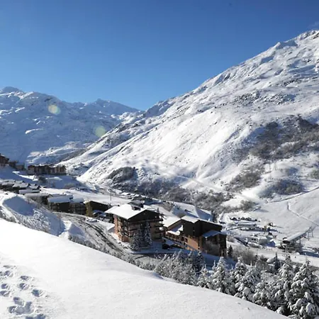 Fonctionnel Proche Des Pistes Avec Balcon - Fr-1-344-535